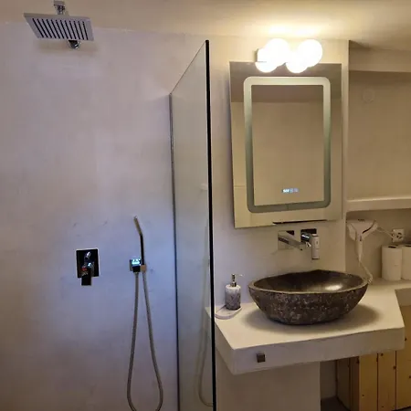 Krialianika House 2 *