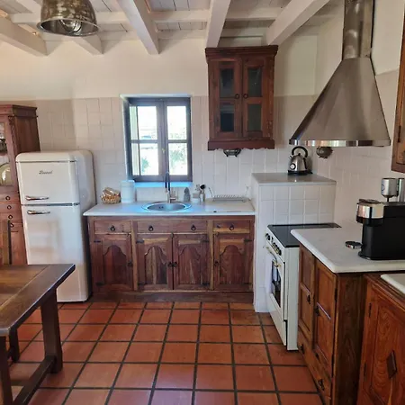 Krialianika House 2 Daire *