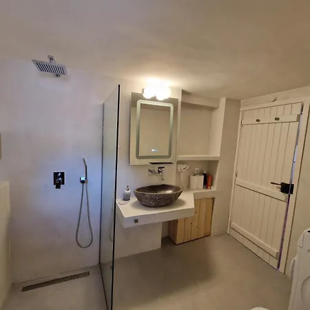 Apartment Krialianika House 2 *